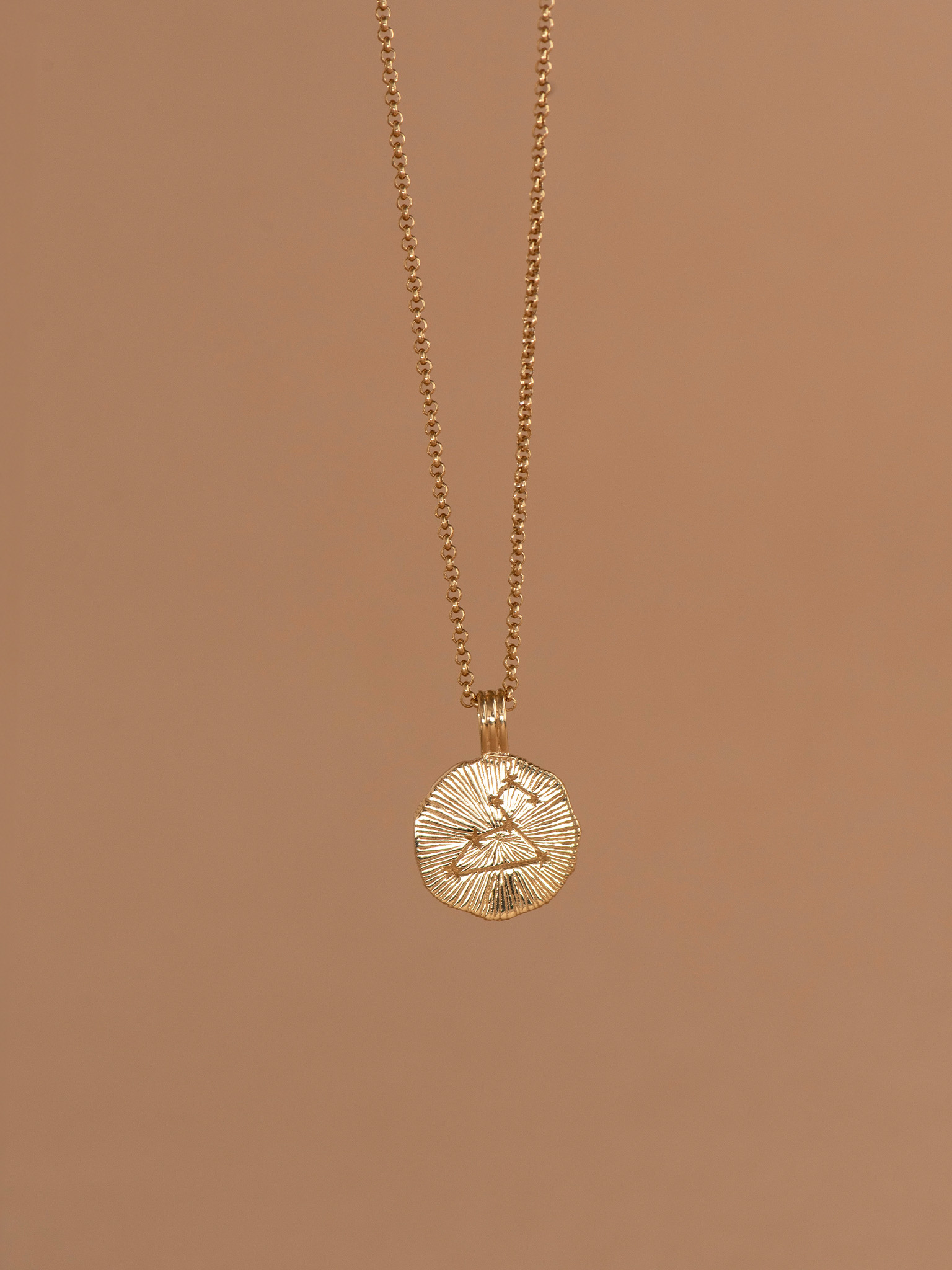 Sun in leo necklace - 22k gold vermeil